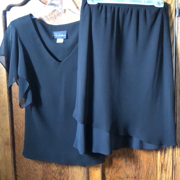 S. L. Fashions Other - Black Skirt
